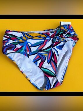 NWT Colorful Abstract Tropical Print Bikini Bottom size 6